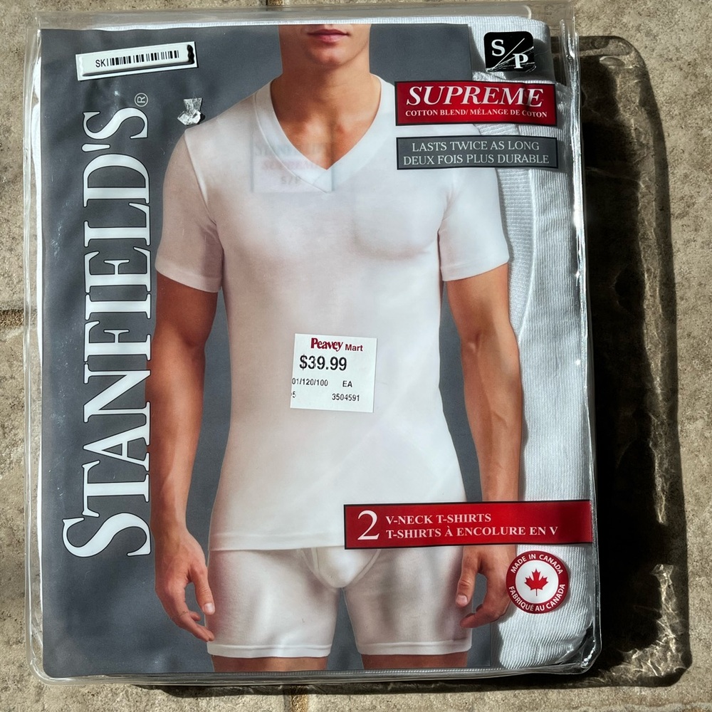 NWT White V-Neck T-Shirts for Men